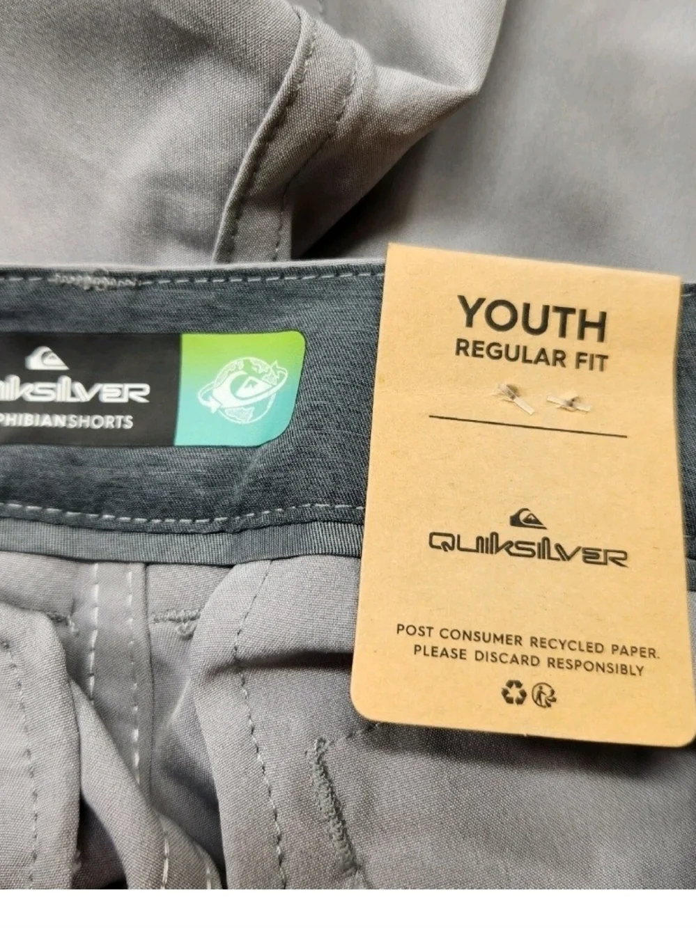 Quiksilver Youth Shorts Regular Fit Size 30/16 Gray ocean Amphibian NWT 03